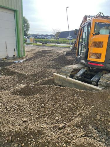 TERRASSEMENT PLATEFORME CHANTIER REYRIEUX