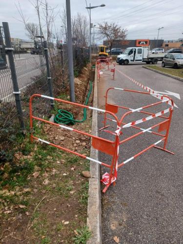 VRD TRANCHEE POUR POSE DE BORNE ELECTRIQUE - DOLONIS - MEYZIEU